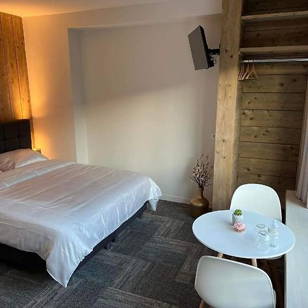 Nieuwe Kamer In Centrum Brugge Met Badkamer ! Extérieur photo