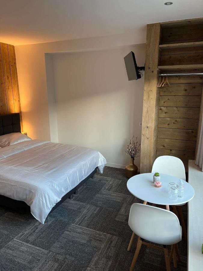 Nieuwe Kamer In Centrum Brugge Met Badkamer ! Extérieur photo